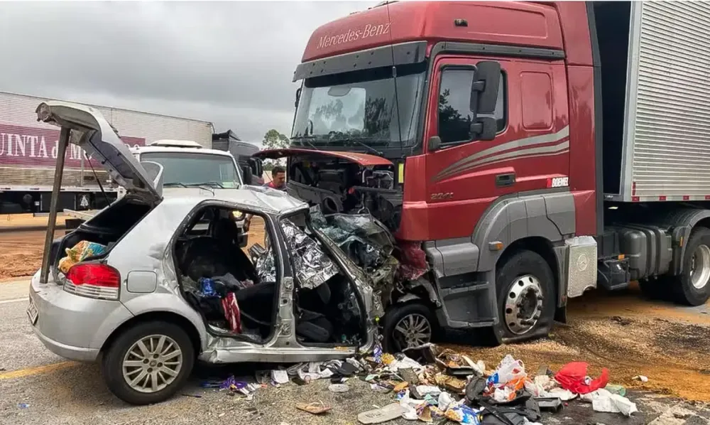 Seis pessoas morrem na BR-251 quando saiam de São Paulo para interior da Bahia